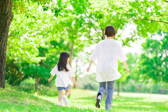 女性の働き方が子の未来をやさしく変える